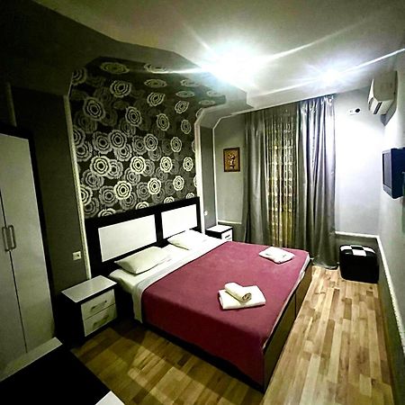 B&B Europa Hotel Kutaisi Eksteriør billede
