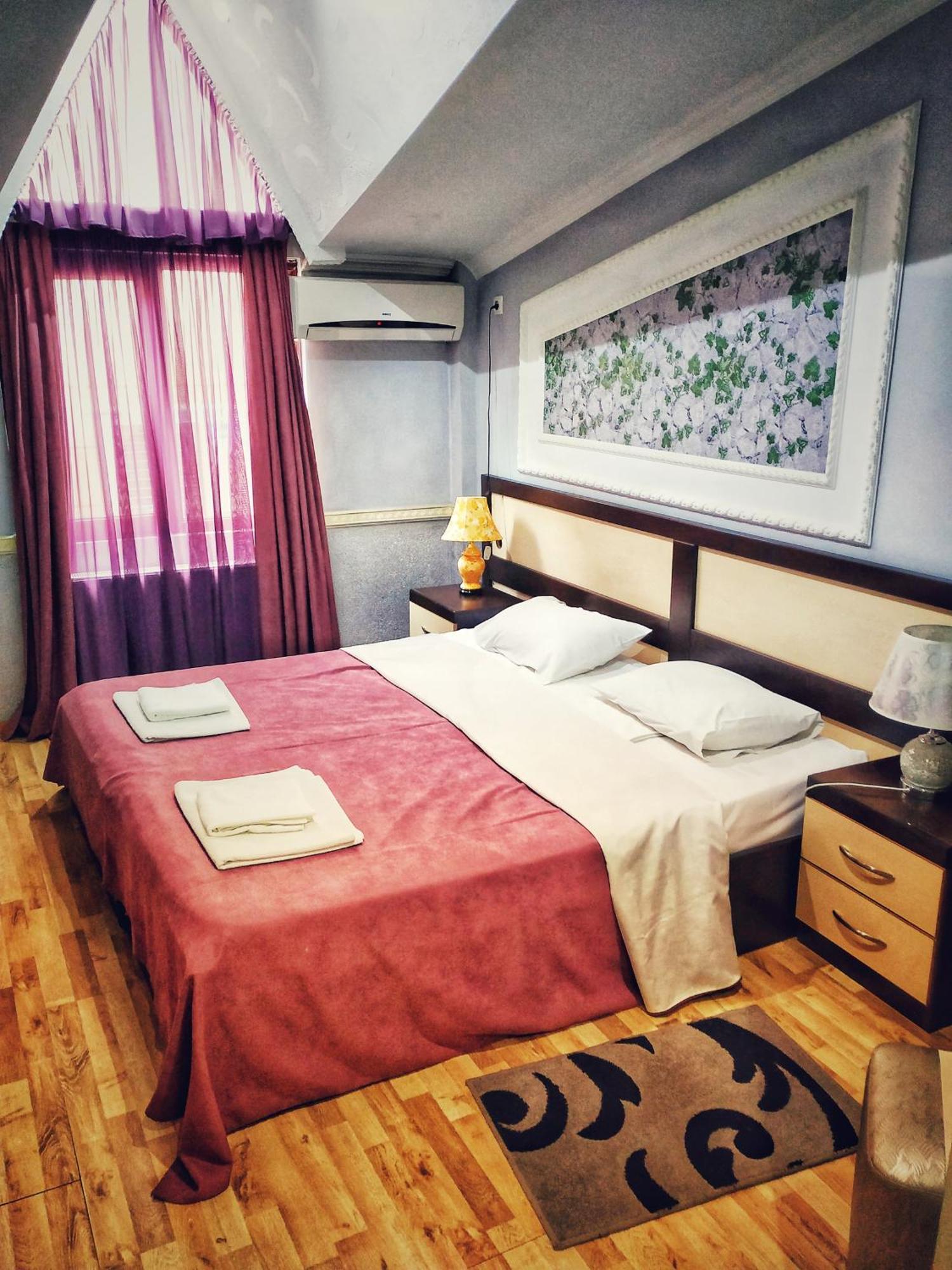 B&B Europa Hotel Kutaisi Eksteriør billede