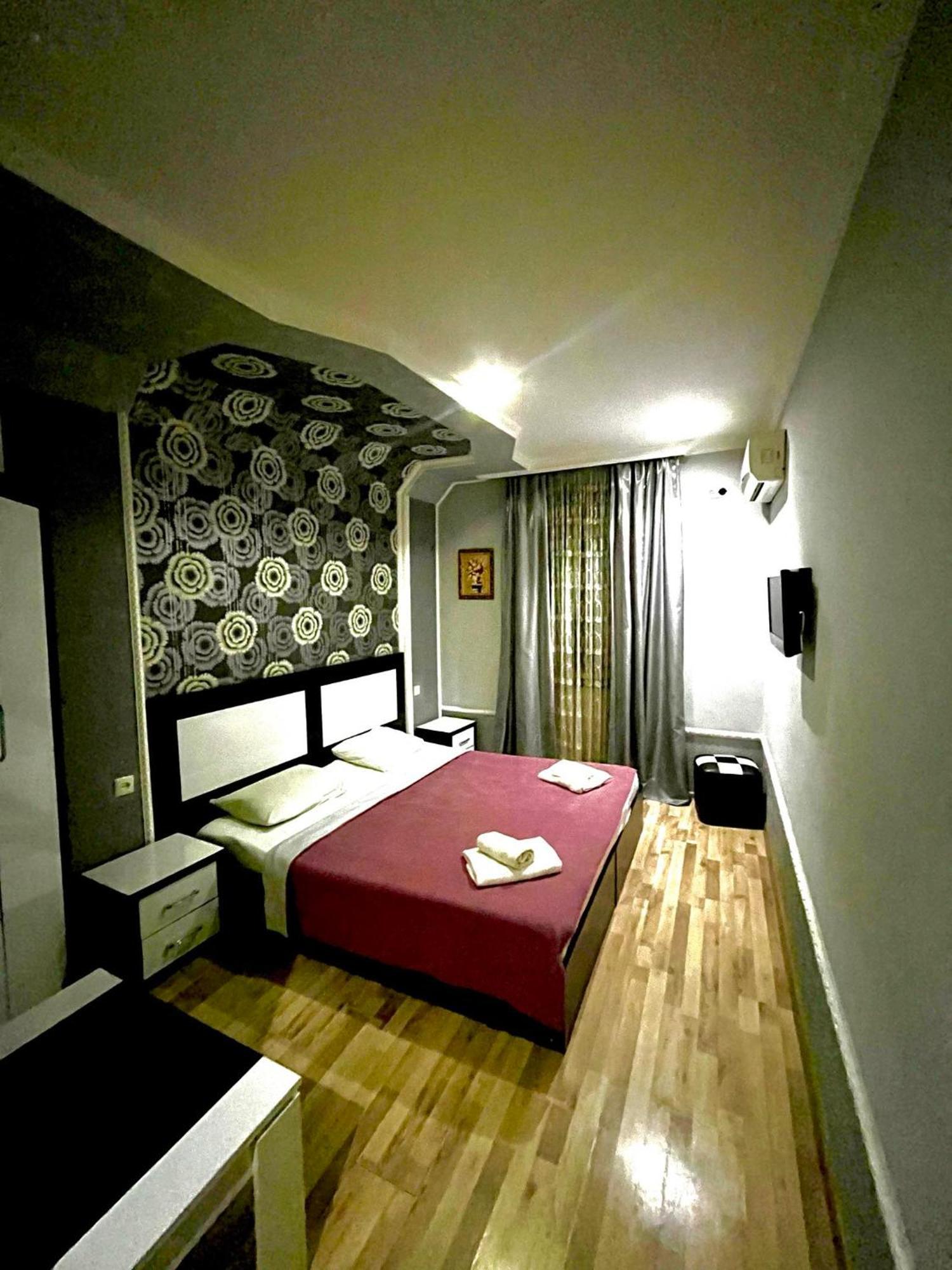 B&B Europa Hotel Kutaisi Eksteriør billede