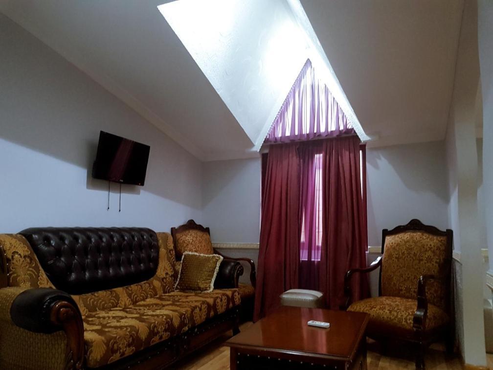 B&B Europa Hotel Kutaisi Eksteriør billede